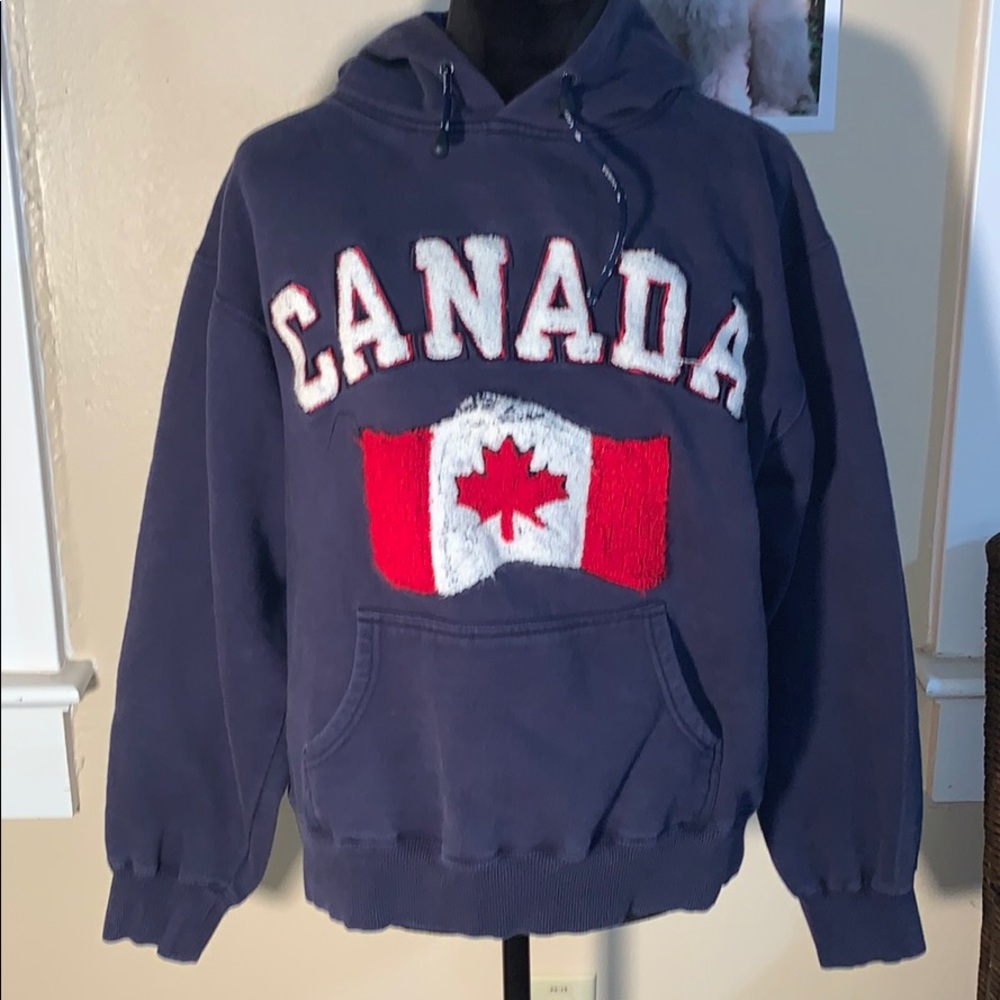 CANADIAN  COUNTRY COLLECTION hoodie!!